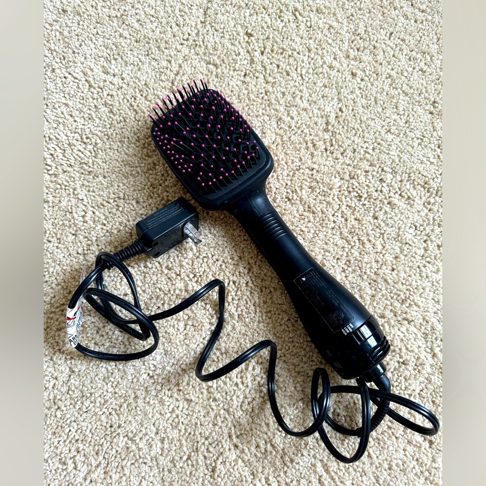 REVLON One-Step Volumizer Hair Dryer and Styler